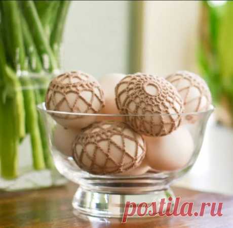 Нежный пасхальный декор — вязаные яйца | Креаликум