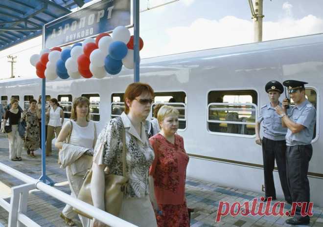 2023- К самолету —БЕЗ ПРОБОК по МЕТРОМОСТУ. Воздушные ворота Москвы теперь принимают и пассажиров метро - Фото №1 - Свободная Пресса На фото: проект благоустройства территории у станции «Аэропорт ВНУКОВО». Внуково — воздушные ворота Москвы.