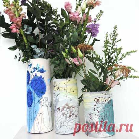 Textile artist Ellie Hipkin produces a beautiful range of textile art and homewares, including these textile vases that feature in our summer showcase. See more of Ellie over on her Instagram page @freyellitextiles. Pop to our website to see the rest of the showcase or apply to be in the next wedding one! https://ukhandmade.co.uk/showcase

#ukhandmadeshowcase #summer #textiles #vases #homewares #handmade #indie #ukhandmade #designer #maker #textileart #embroidery