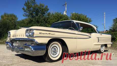 1958 Oldsmobile 88 Holiday Sedan | S22 | Chicago 2015 | Mecum Auctions 1958 Oldsmobile 88 Holiday Sedan presented as Lot S22 at Schaumburg, IL