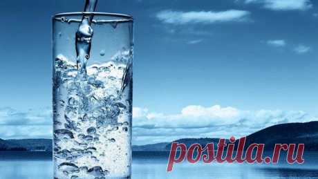Нужно ли выпивать 2 литра воды в день? | Human psychology