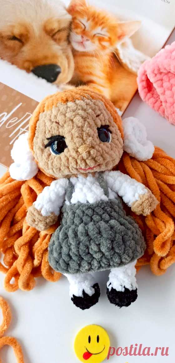 PDF Первоклашка Алёнка крючком. FREE crochet pattern; Аmigurumi doll patterns. Амигуруми схемы и описания на русском. Вязаные игрушки и поделки своими руками #amimore - плюшевая кукла в школьной форме, куколка к школе, школьница из плюшевой пряжи, девочка.
