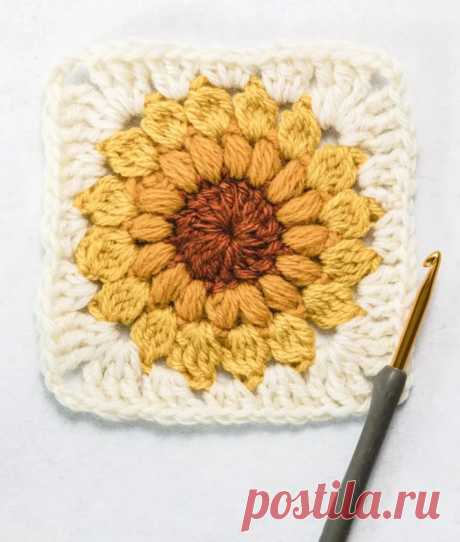 Crochet Sunburst Granny Square - Handmade Learning Here Crochet Sunburst Granny Square is a pattern of crochet squares that can compose your projects and make them more delicate and beautiful.