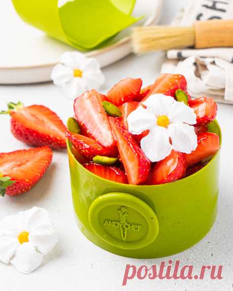 Фисташковый десерт с ягодами | Andy Chef (Энди Шеф) — блог о еде и путешествиях, пошаговые рецепты, интернет-магазин для кондитеров |