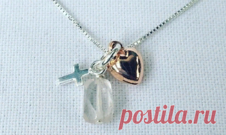 More Designs в Instagram: «#necklace #jewellery #design #jewelry #heart #cross #quartz #jewelry #silver #gold #rosegold»