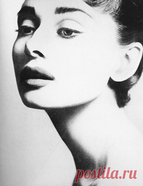 Audrey Hepburn - t11 Audrey Hepburn