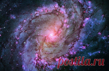 11.  Эта красота -  спиральная галактика M83, расположенная в 15 млн световых лет от ближайшего созвездия - Гидры.