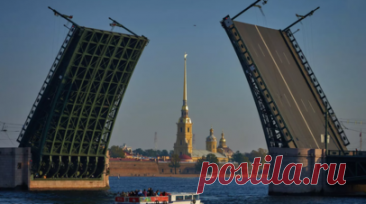 В Петербурге 18 мая откроется сезон «Поющих мостов». В Петербурге в ночь на 18 мая откроется сезон «Поющих мостов», Дворцовый мост разведут под классическую музыку. Читать далее