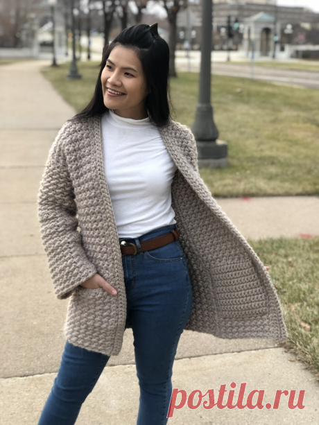 Even Moss Stitch Sweater (Free Pattern & Video) - KnitcroAddict Learn to cochet this Even Moss Stitch Sweater with a free pattern in US women's XS-XXL and a follow along video tutorial. This sweater makes winter time so warm!