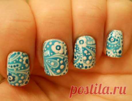 water marble + dots = paisley Cute but time consuming | nail art