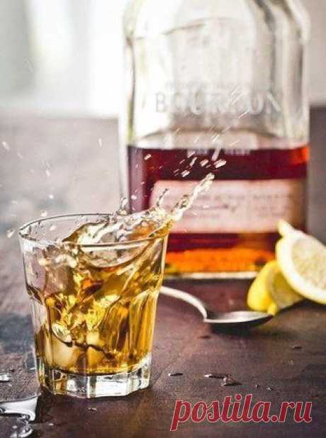 Коктейль “Whiskey Sour” (Виски-сауэр) | Хозяин и Хозяюшка