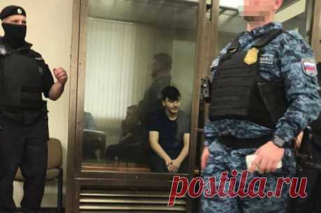 Обвиняемого в убийстве байкера в Москве отправили под арест на два месяца. Обвиняемый в убийстве мотоциклиста на парковке в Москве Аббасов пробудет под арестом до 18 июня.