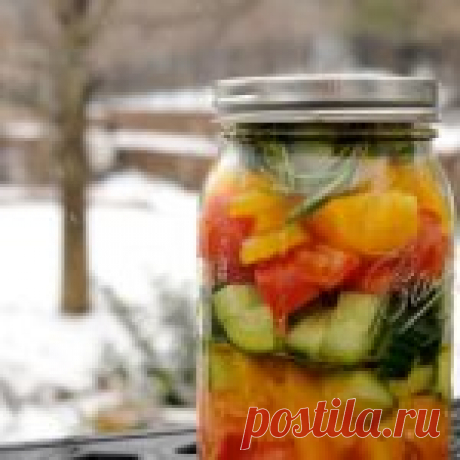 Рецепт салата из огурцов, помидоров и перцем в желейном маринаде на зиму - Овощи на зиму от 1001 ЕДА