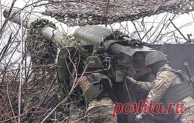 Российские десантники уничтожили две украинские БМП под Вербовым в Запорожье. В Министерстве обороны России уточнили, что машины выдвигались для атаки на позиции ВС РФ