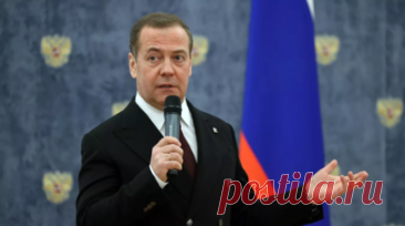 Медведев: Россия ответит на возможное введение войск Запада на Украину. Отправка войск Запада на Украину повлечёт прямое вступление их стран в конфликт, России придётся отвечать на этот шаг, сделано это будет не на украинской территории. Об этом заявил зампред Совбеза России Дмитрий Медведев. Читать далее