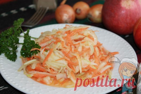 Салат из моркови яблок и лука для поддержания иммунитета Простой витаминный салат из моркови, лука и яблока поможет поддержать иммунитет в межсезонье. Рецепт быстрый и простой. Салат поможет улучшить пищеварение.
