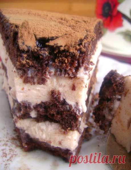 Торт «Клубника в трюфельном шоколаде»