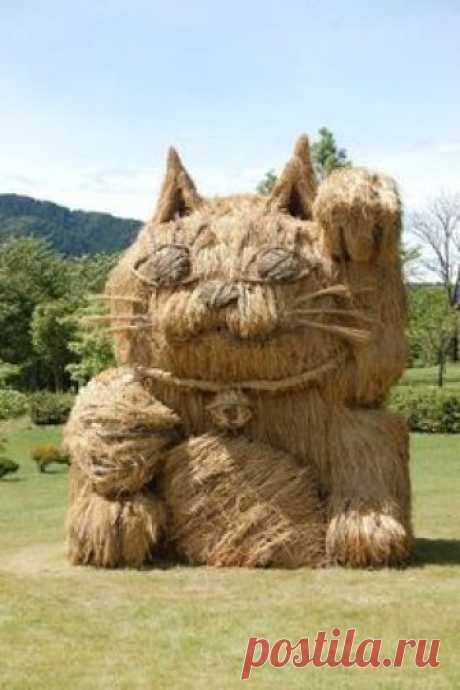 Theres an Annual Straw Art Festival in Japan and it Looks Awesome