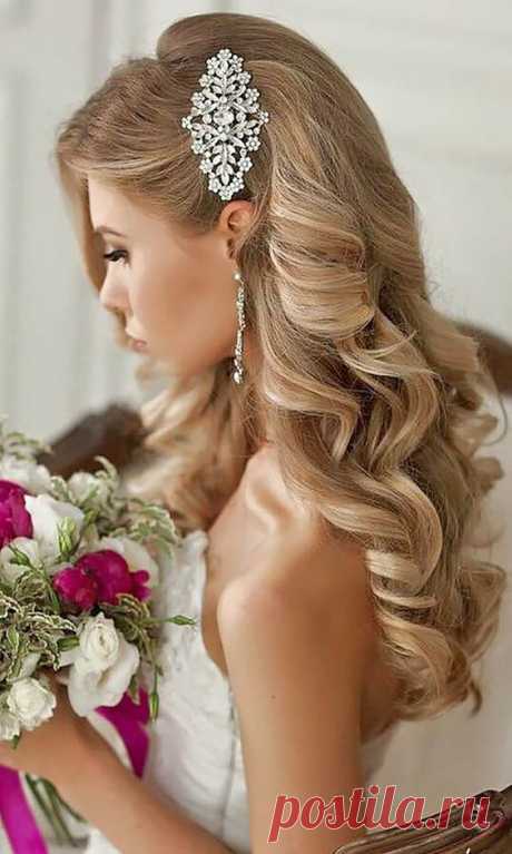 30 Wedding Hairstyles - Romantic Bridal Updos