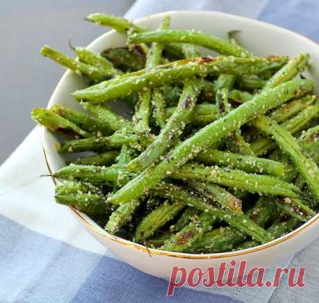Roasted Green Beans with Parmesan and Basil (VIDEO) - Rachel Cooks