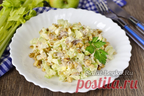 Салат с курицей, сельдереем, яблоком грецким орехом, рецепт с фото