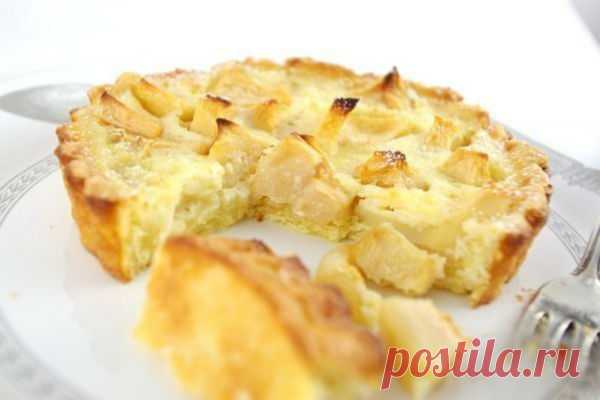 Низкокалорийный яблочный пирог на кефире: для тех, кто на диете! На 100 грамм всего 100,11 ккал!