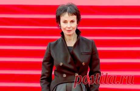 Ирина Апексимова отмечает день рождения: творческие успехи и личная жизнь известной актрисы