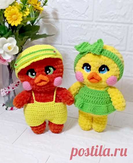 PDF Уточка Лулу и селезень Лоло крючком. FREE crochet pattern; Аmigurumi bird patterns. Амигуруми схемы и описания на русском. Вязаные игрушки и поделки своими руками #amimore - плюшевая уточка, утка, утёнок из плюшевой пряжи, утята, птицы, птичка.