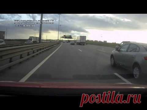 Авария в Питере 28 10 2014 | Video.Zabarankoi.ru