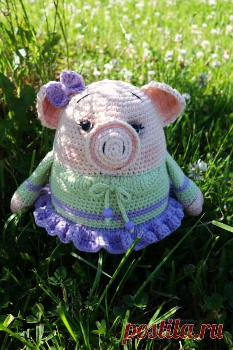 PDF Мини-пиги Даша и Аркаша. FREE amigurumi crochet pattern. Бесплатный мастер-класс, схема и описание для вязания игрушки амигуруми крючком. Вяжем игрушки своими руками! Свинка, поросенок, pig, piglet, piggy, свинья, поросёнок. #амигуруми #amigurumi #amigurumidoll #amigurumipattern #freepattern #freecrochetpatterns #crochetpattern #crochetdoll #crochettutorial #patternsforcrochet #вязание #вязаниекрючком #handmadedoll #рукоделие #ручнаяработа #pattern #tutorial #häkeln #amigurumis