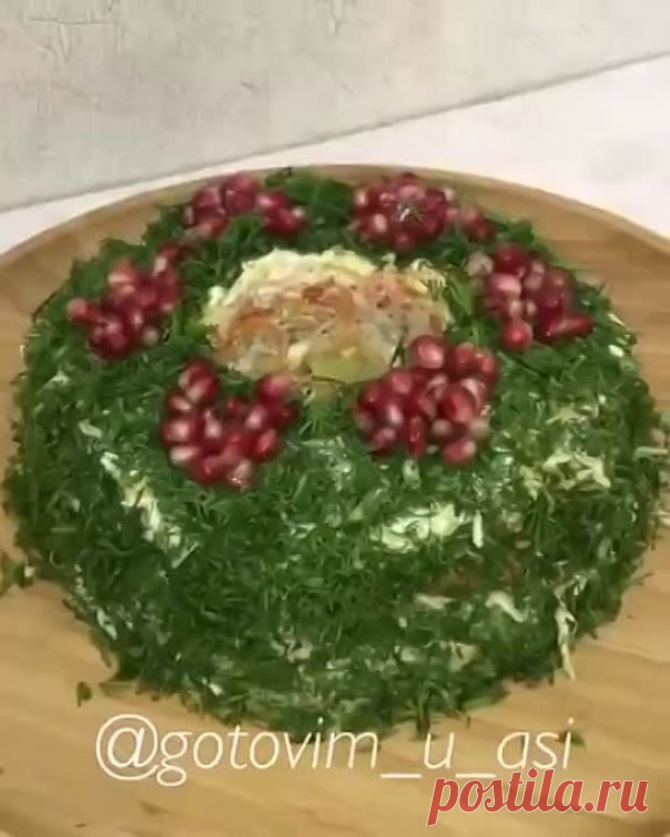 Пасхальный венок тройной начинкой.