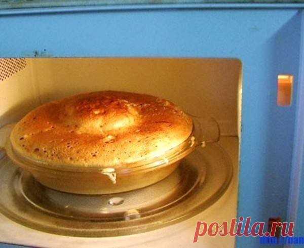 Яблочный пирог в микроволновке
