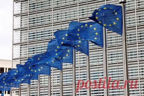 Оценена вероятность реформирования Евросоюза. Реформирование Европейского союза (ЕС) может затянуться на долгие годы. Так в разговоре с «Лентой.ру» доцент кафедры европейских исследований СПбГУ Татьяна Романова оценила призывы канцлера Германии Олафа Шольца расширить состав объединения и отказаться от принципа единогласия.