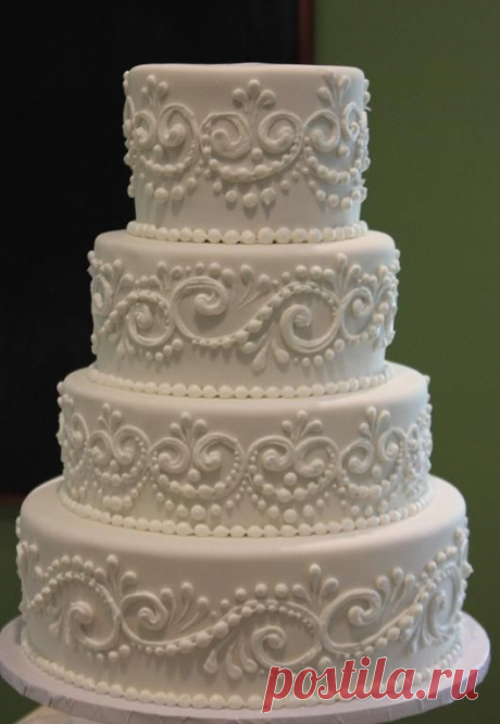 Classic Piped Wedding Cake
