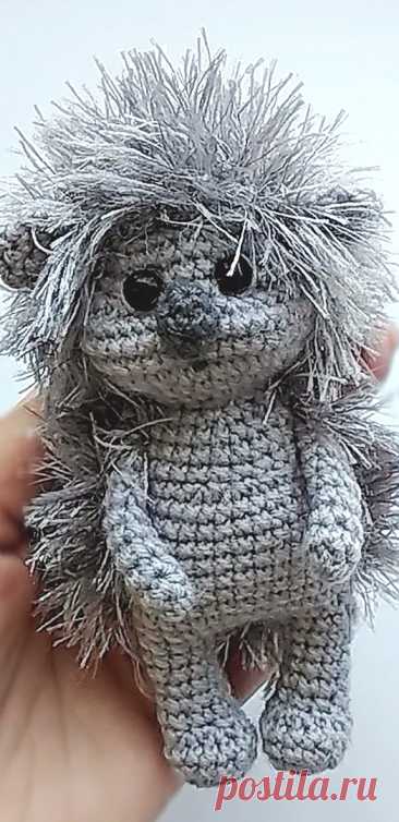 PDF Маленький Ёжик крючком. FREE crochet pattern; Аmigurumi animal patterns. Амигуруми схемы и описания на русском. Вязаные игрушки и поделки своими руками #amimore - маленький ёжик, ёж, ежиха.