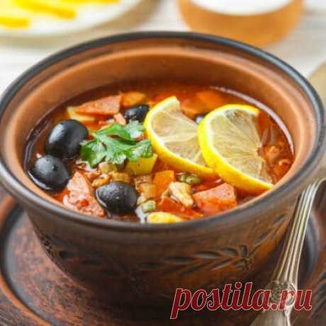 Солянка с колбасой