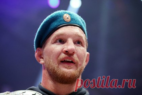 Боец ММА Минеев объяснил задержку с отправкой в зону СВО. Российский боец смешанного стиля (MMA) Владимир Минеев рассказал, с чем связана задержка его отправки в зону проведения специальной военной операции на Украине. Россиянин напомнил, что записался в добровольцы, поэтому его зачисление в ряды вооруженных сил требует времени.