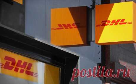 DHL повысила тарифы в России после неудачи с продажей бизнеса. DHL резко повысила стоимость своих услуг. Участники рынка назвали повышение «нерядовым», и хотя компания сократила деятельность в стране, ее доля остается значительной на трансграничном направлении