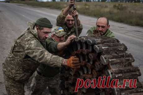 Норвегия передаст Украине десятки гусеничных транспортеров. Норвегия Украине передаст Киеву около 50 гусеничных транспортеров. «Это важно для обеспечения поставок в районы, где нет дорог», — заявил министр обороны страны Бьорн Арильд Грам. Отмечается, что норвежская версия машин называется NM199, в то время как на международном уровне они проходят под названием M548.