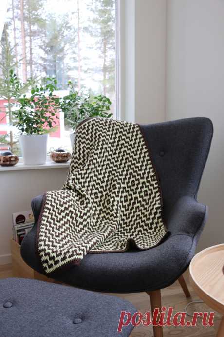 The “Two Steps Beyond” blanket – FREE PATTERN INSIDE – Martin Up North