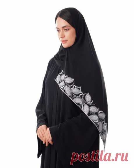 The Trend of Trendy Veiled Abayas: Revolutionizing Modest Fashion