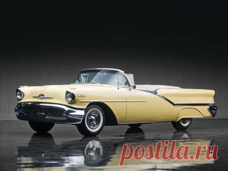 1957 Oldsmobile Starfire 98 Кабриолет (3067DX) ретро 9-8 обои / 2048x1536 / 164517 / WallpaperUP