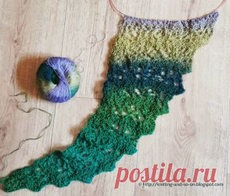 Knitting and so on: Shaped Random Lace Scarf