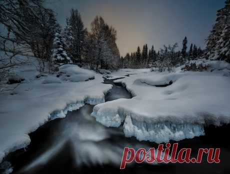 Open river The other capture from last weekend. Just memories now. The last 3 days with strong wind and temperatures about 6 degrees Celsius has removed most of the snow.