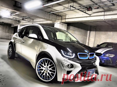 Смотри! BMW i3 2018 года: новое поколение электромобиля BMW i3 – это один из двух существующих в настоящее время представителей высокотехнологичных гибридных и полностью электрических автомобилей, разработанных