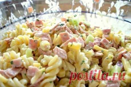 МАКАРОНЫ С СОСИСКОЙ В МУЛЬТИВАРКЕ!