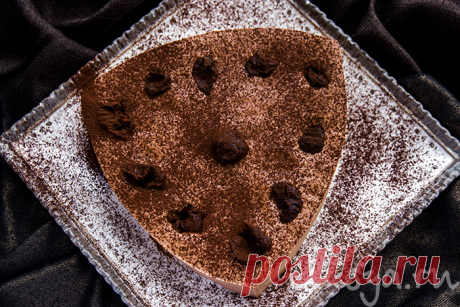Бархатный шоколадный торт с черносливом - изумительно вкусный, нежный и соблазнительный...