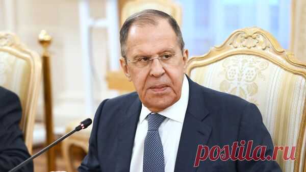 Россия готова помочь Венесуэле в диалоге с оппозицией, сообщил Лавров