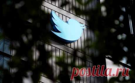 Twitter откажется от птички. Владелец Twitter, основатель SpaceX и Tesla Илон Маск опубликовал вариант нового логотипа: это буква X на черном фоне