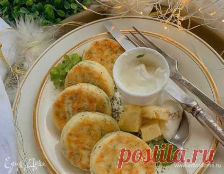 Сырники с зеленью и сыром, пошаговый рецепт на 639 ккал, фото, ингредиенты - @tatyana_yupatova